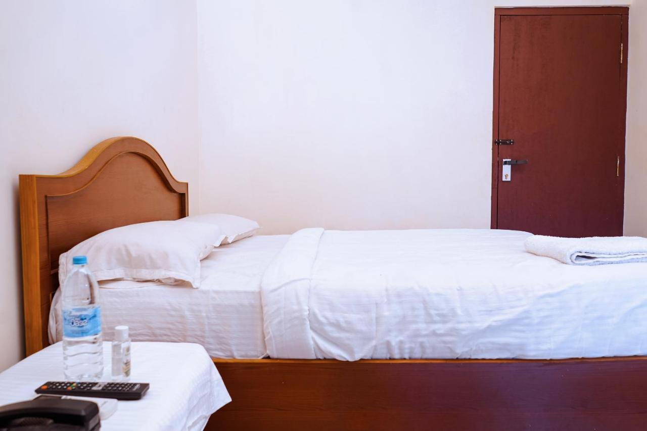 Hotel Kalyani International Мангалор Екстериор снимка